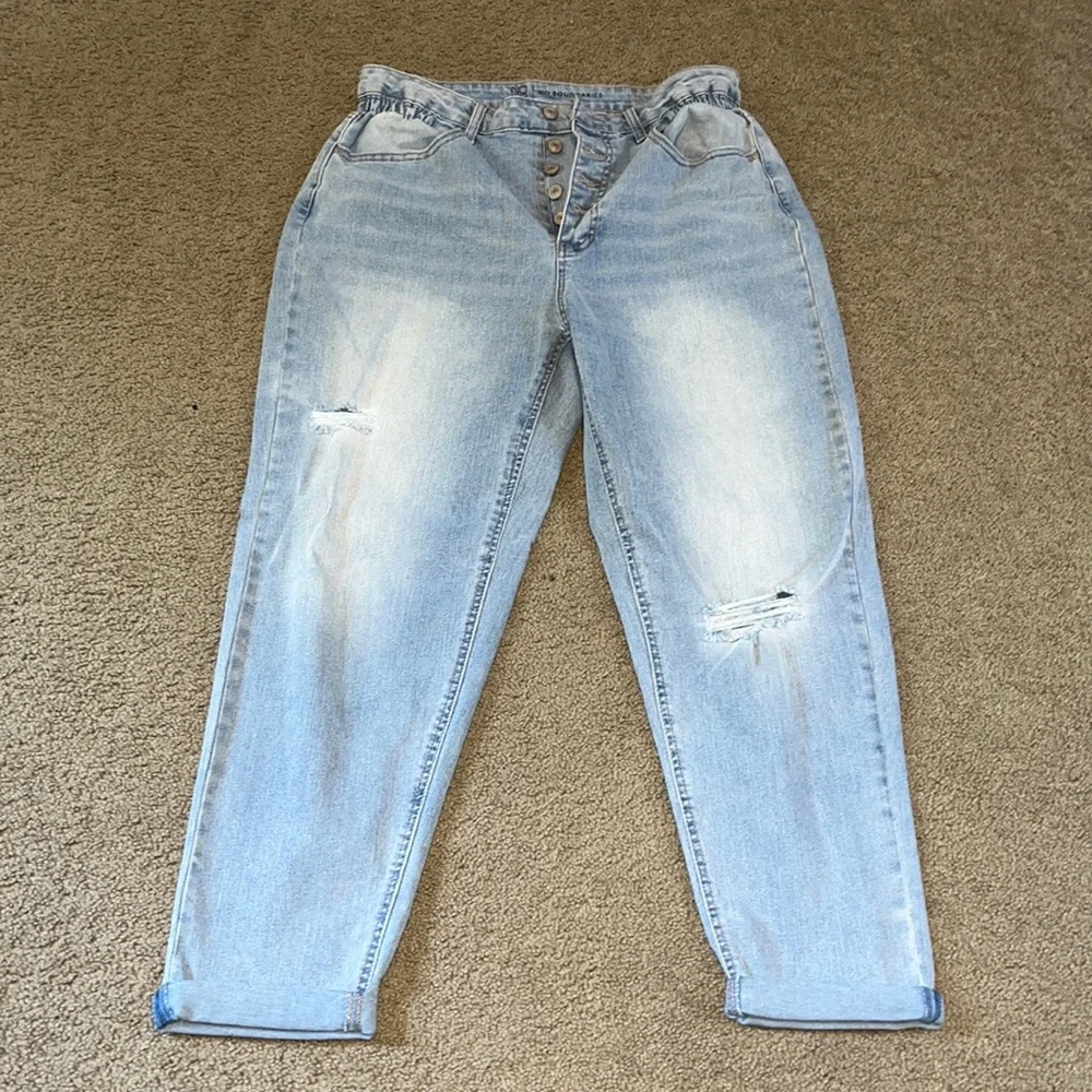 Blue Jeans - Picture 4 of 4